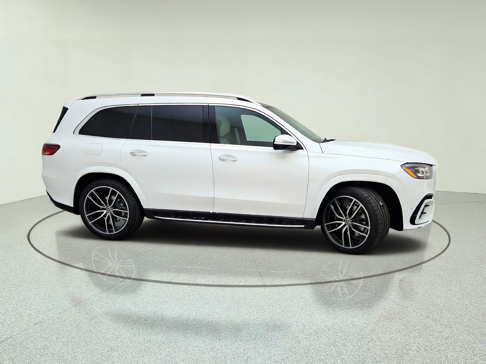 New 2026 Mercedes-Benz GLS 580 4MATIC image 6