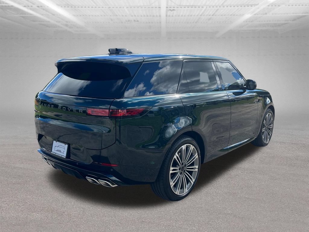 New 2026 Land Rover Range Rover Sport Dynamic SE AWD/4WD image 5