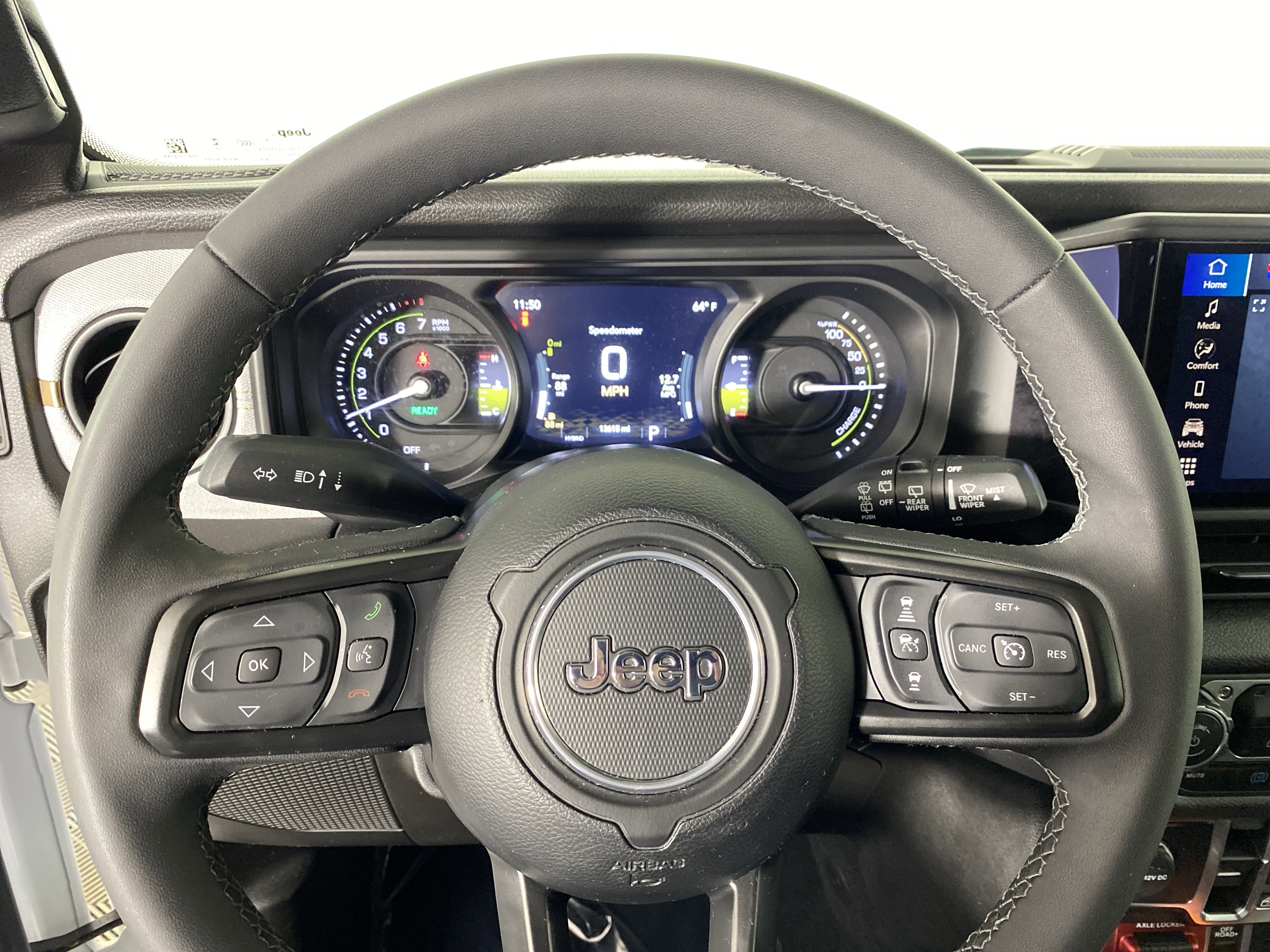 Used 2025 Jeep Wrangler Willys AWD/4WD image 20