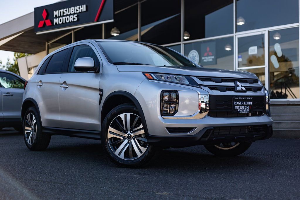 New 2025 Mitsubishi Outlander Sport ES image 1
