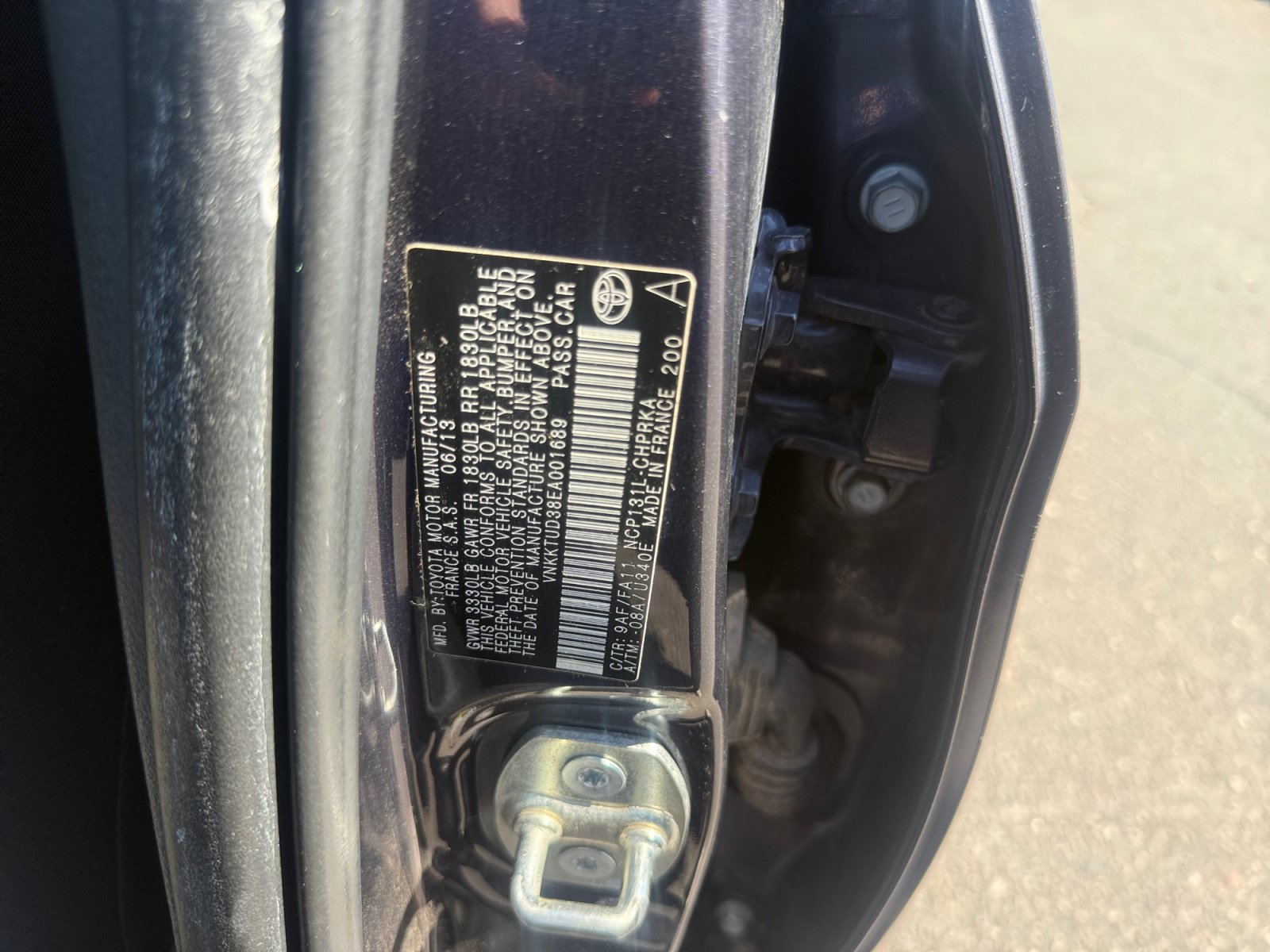 Used 2014 Toyota Yaris L FWD image 32