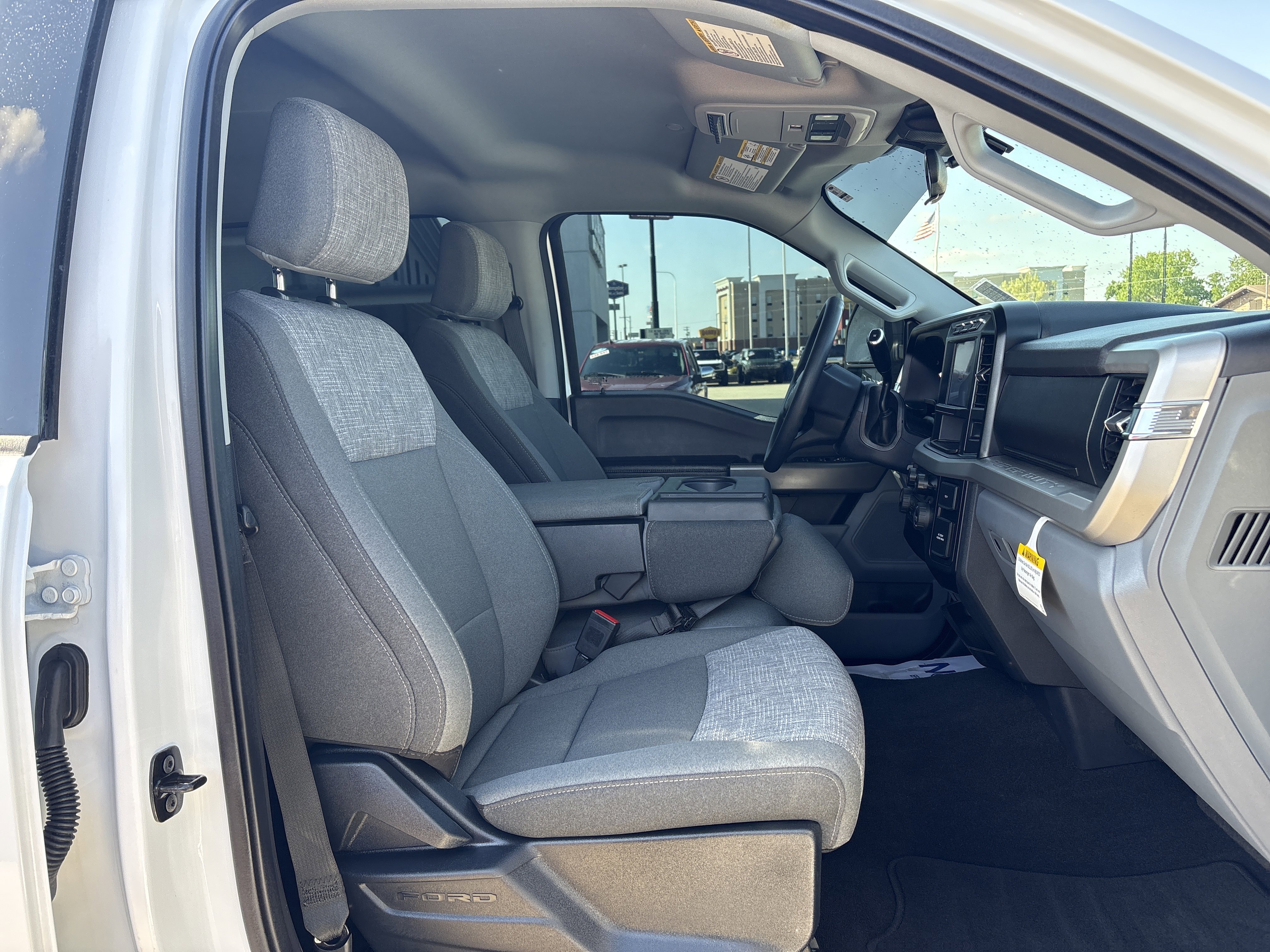 Used 2024 Ford F250 XLT w/ FX4 Off-Road Package AWD/4WD image 11