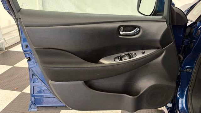 Used 2022 Nissan Leaf S image 15