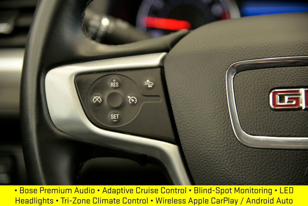 Used 2023 GMC Acadia SLT image 22