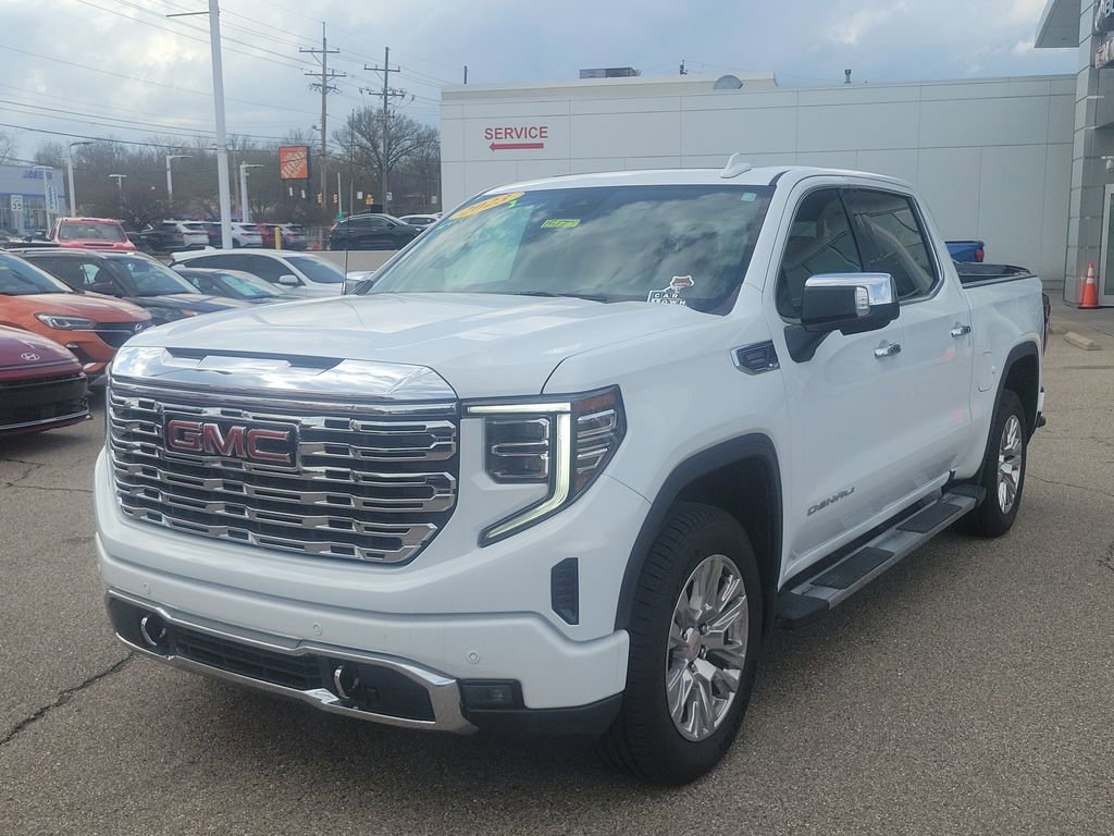 Used 2023 GMC Sierra 1500 Denali AWD/4WD image 2
