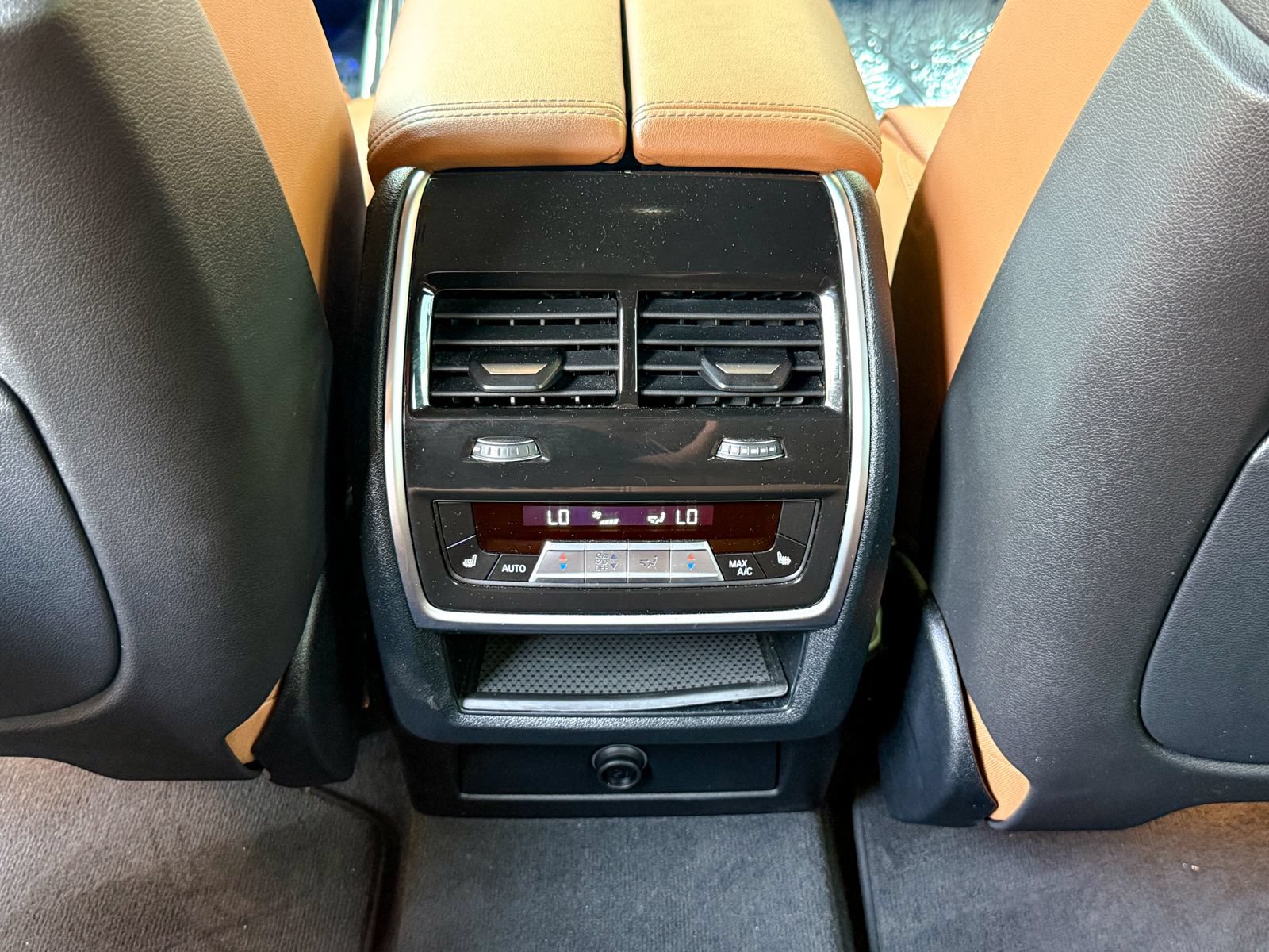 Used 2023 BMW X5 M50i w/ Climate Comfort Package AWD/4WD image 20