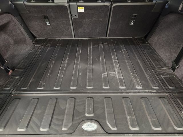 New 2026 Land Rover Discovery S AWD/4WD image 32
