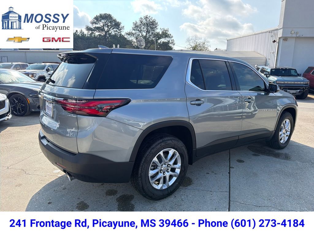 Used 2024 Chevrolet Traverse LS w/ Safety Package image 7