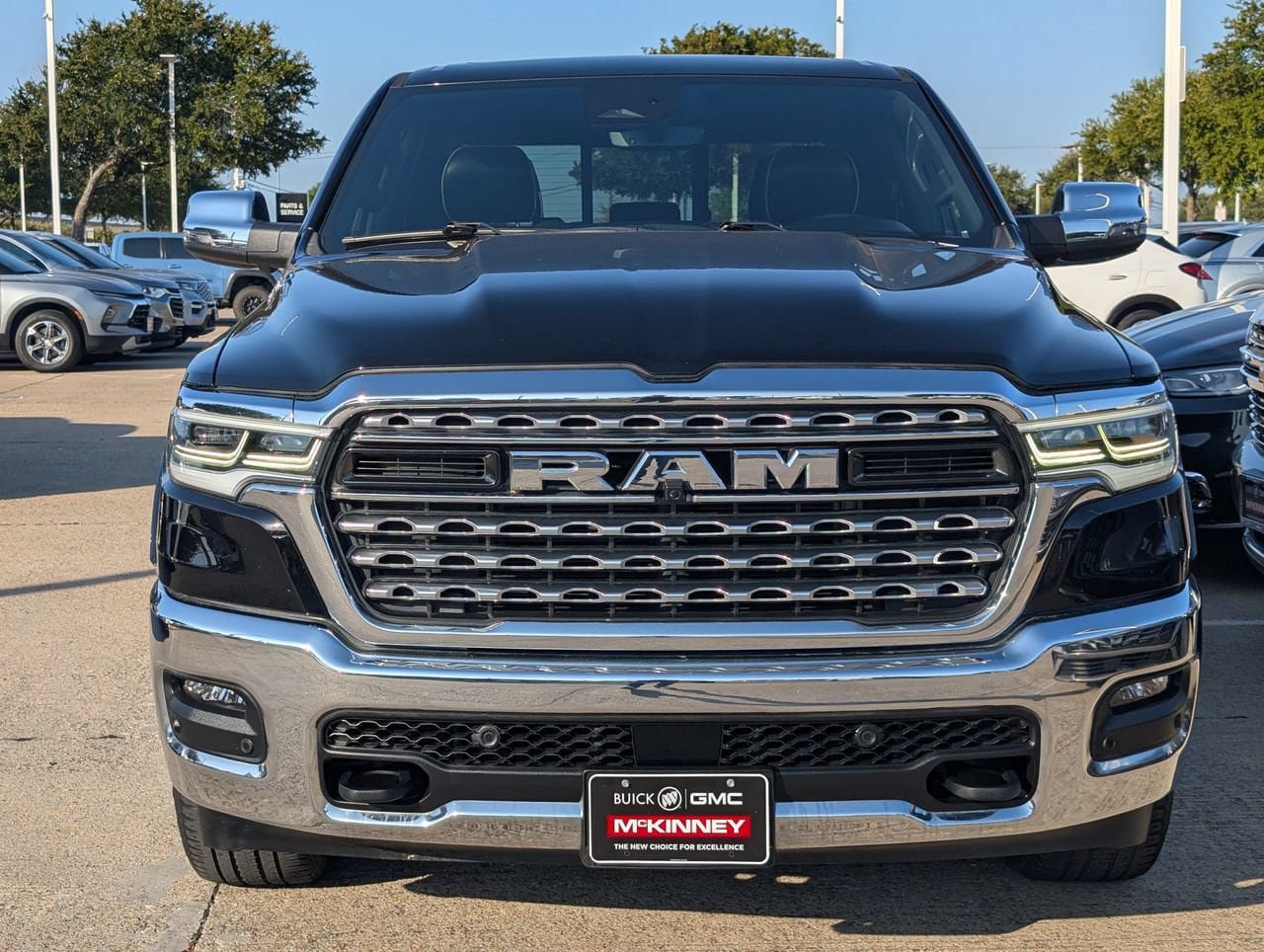 Used 2025 RAM 1500 Limited AWD/4WD image 5
