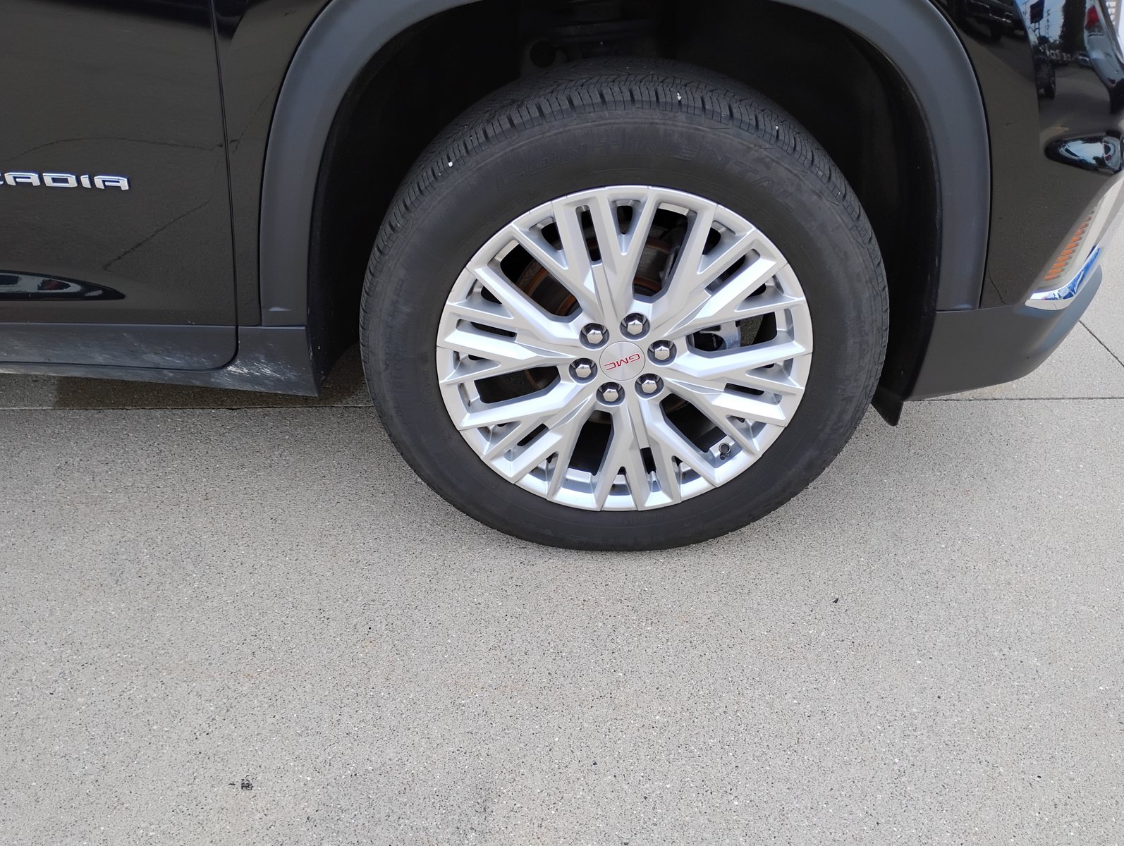 Used 2024 GMC Acadia Elevation FWD image 33