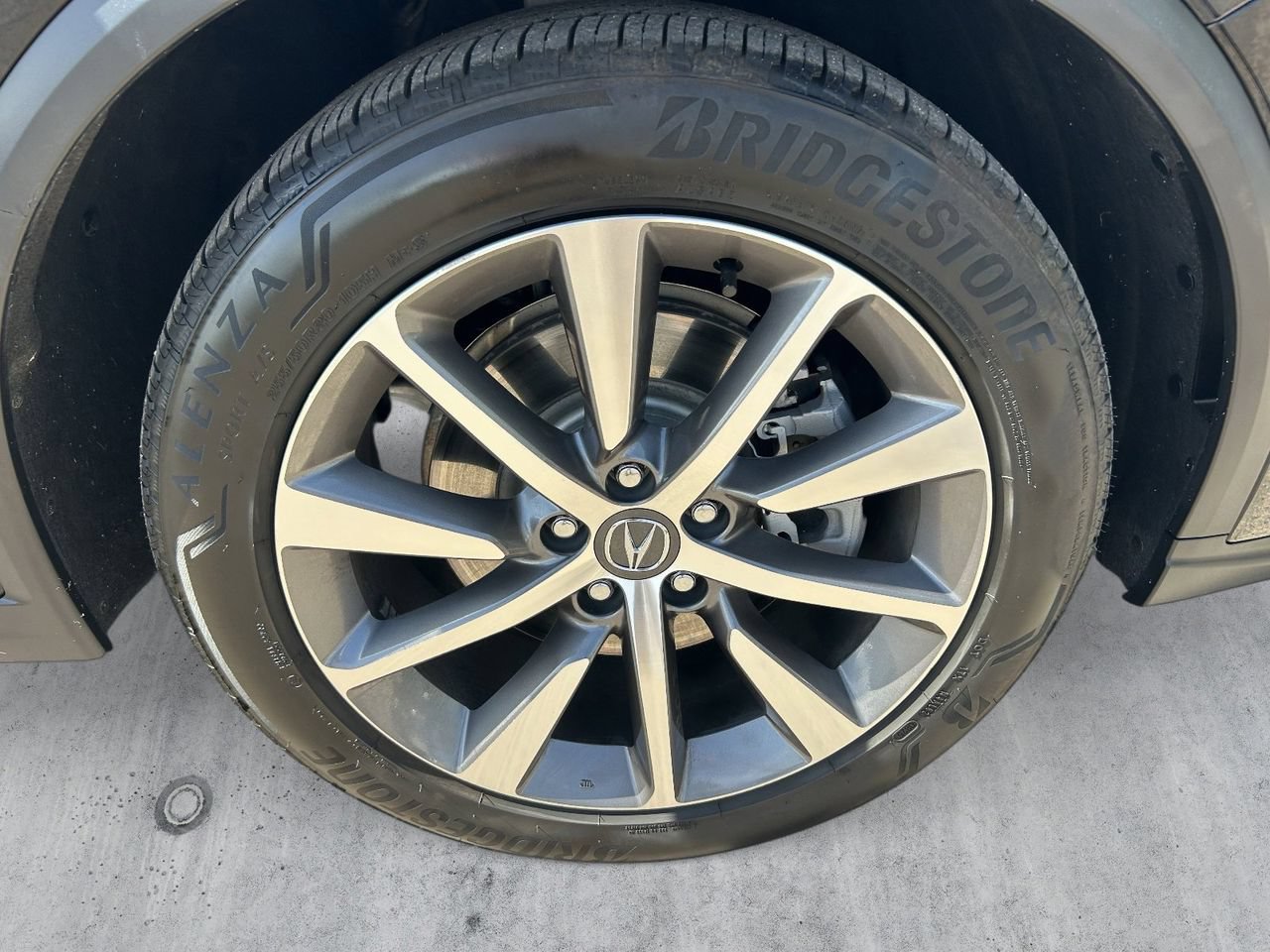 Certified 2025 Acura MDX FWD w/ Technology Package image 9