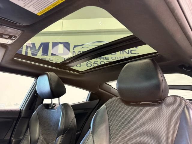 Used 2016 Hyundai Veloster w/ Option Group 02 image 74