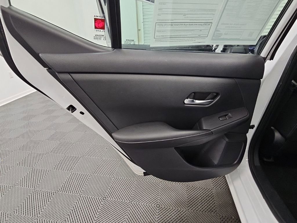 Used 2020 Nissan Sentra SV w/ Electronics Package FWD image 27