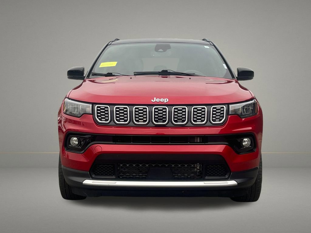 Used 2025 Jeep Compass Limited AWD/4WD image 9
