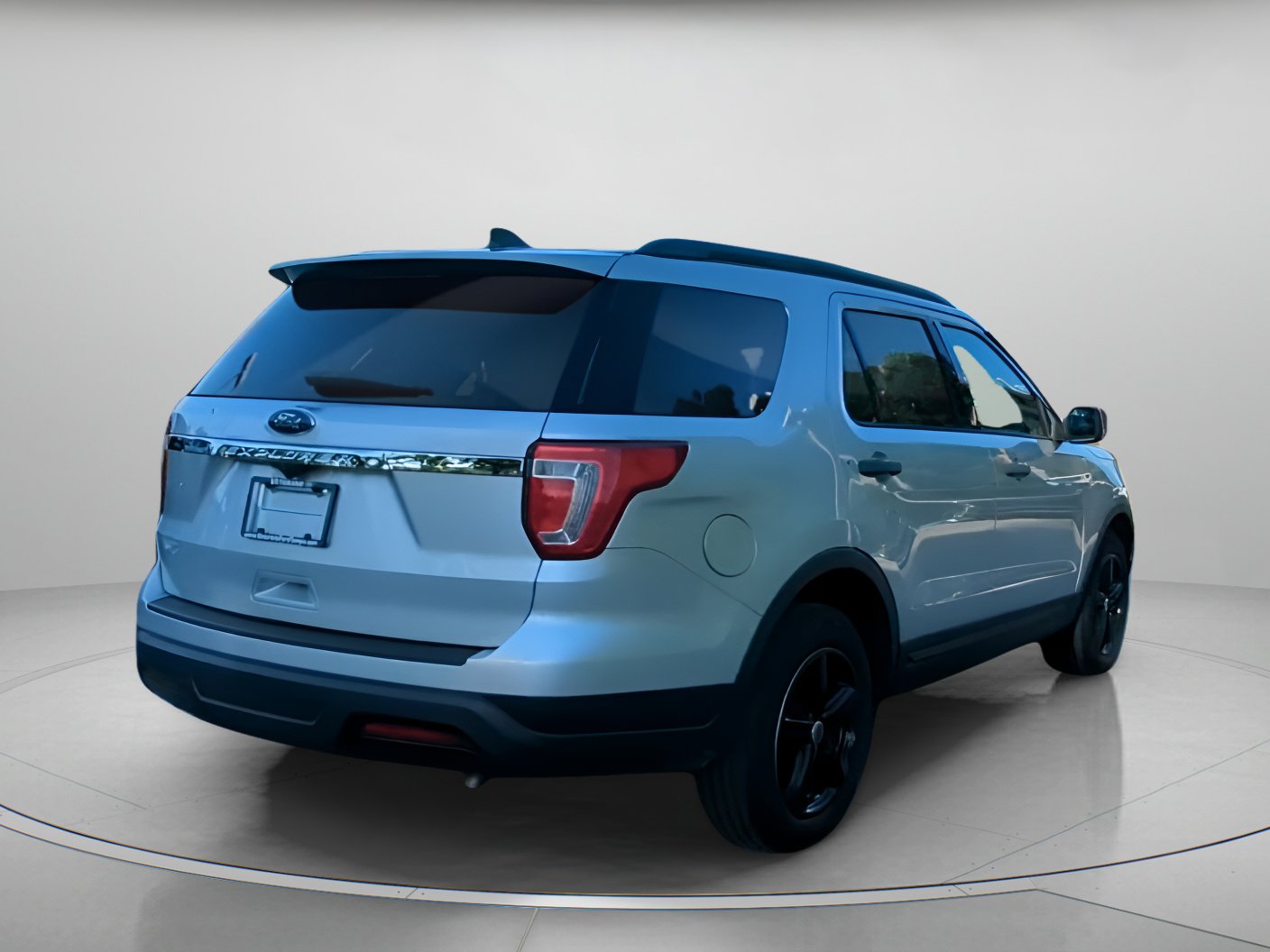 Used 2018 Ford Explorer FWD image 27