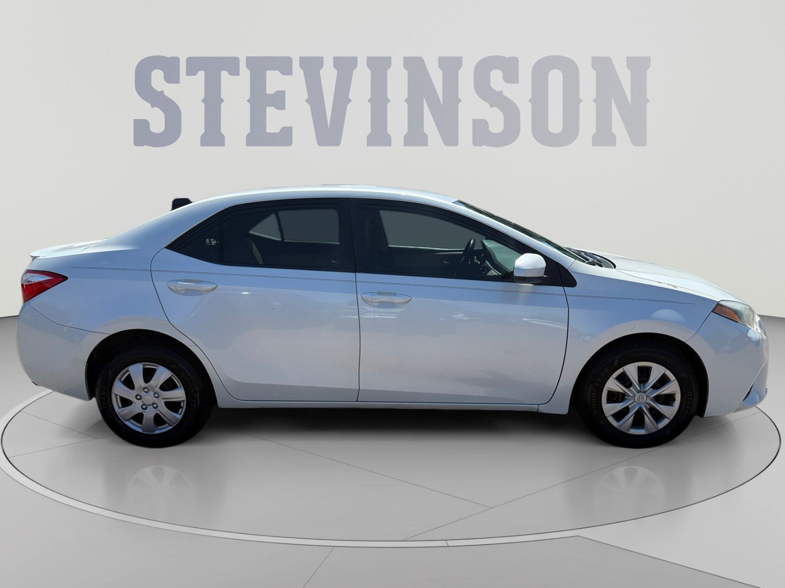 Used 2014 Toyota Corolla LE FWD image 6