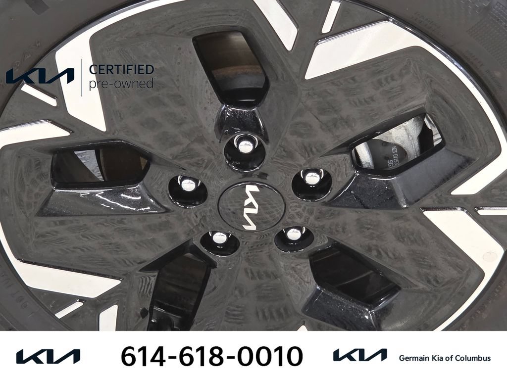Certified 2023 Kia Niro Wind w/ Wind Preserve Package FWD image 12