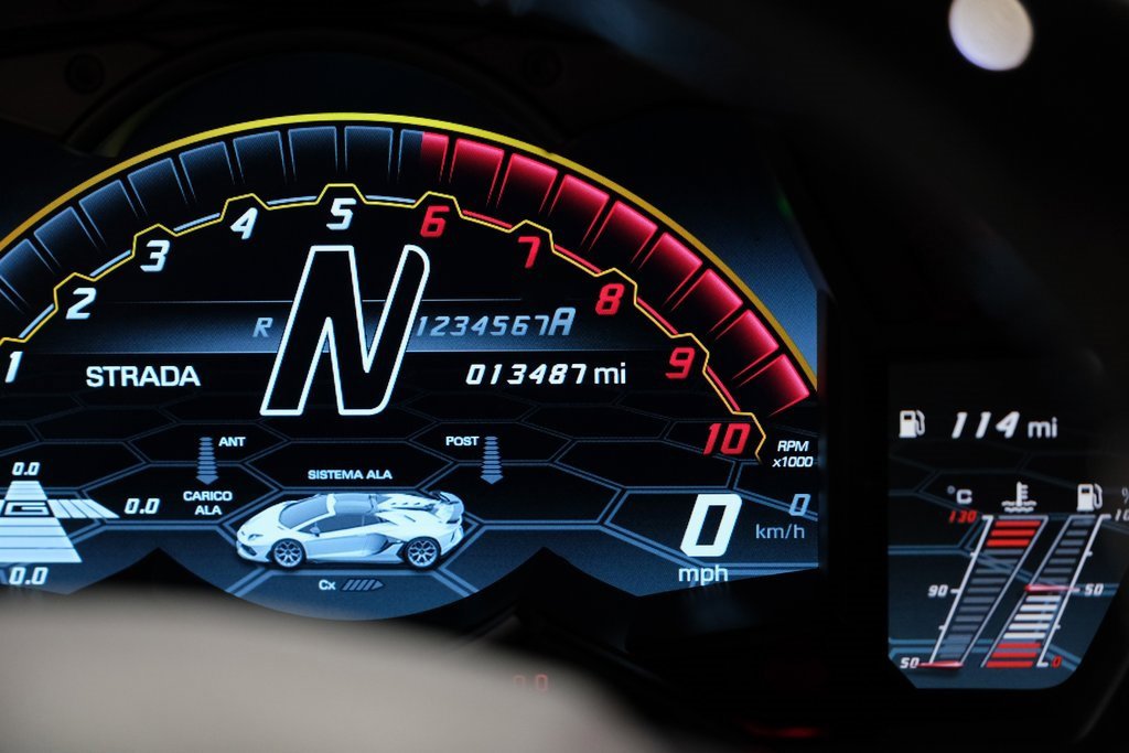 Used 2016 Lamborghini Aventador LP 700-4 image 15