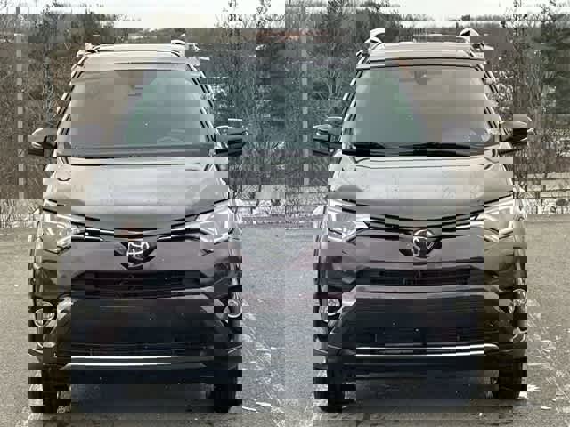 Used 2017 Toyota RAV4 XLE image 19