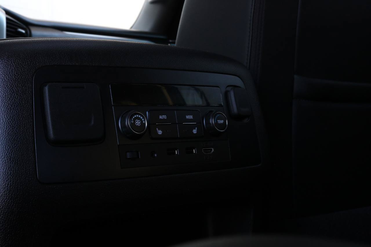 Used 2019 Chevrolet Tahoe Premier AWD/4WD image 45
