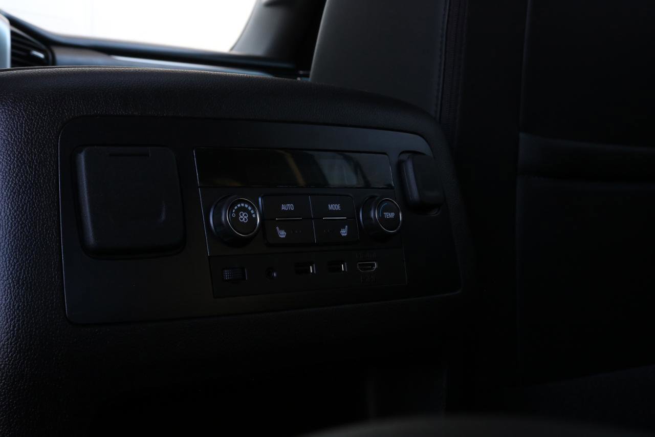 Used 2019 Chevrolet Tahoe Premier AWD/4WD image 45