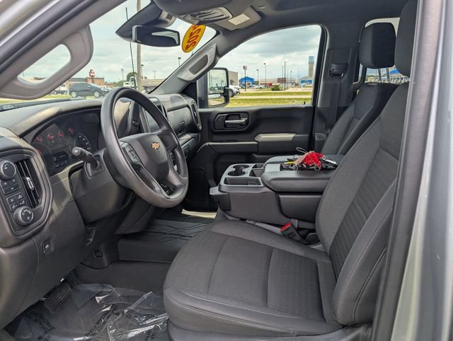Used 2024 Chevrolet Silverado 2500 Custom w/ Custom Value Package AWD/4WD image 15