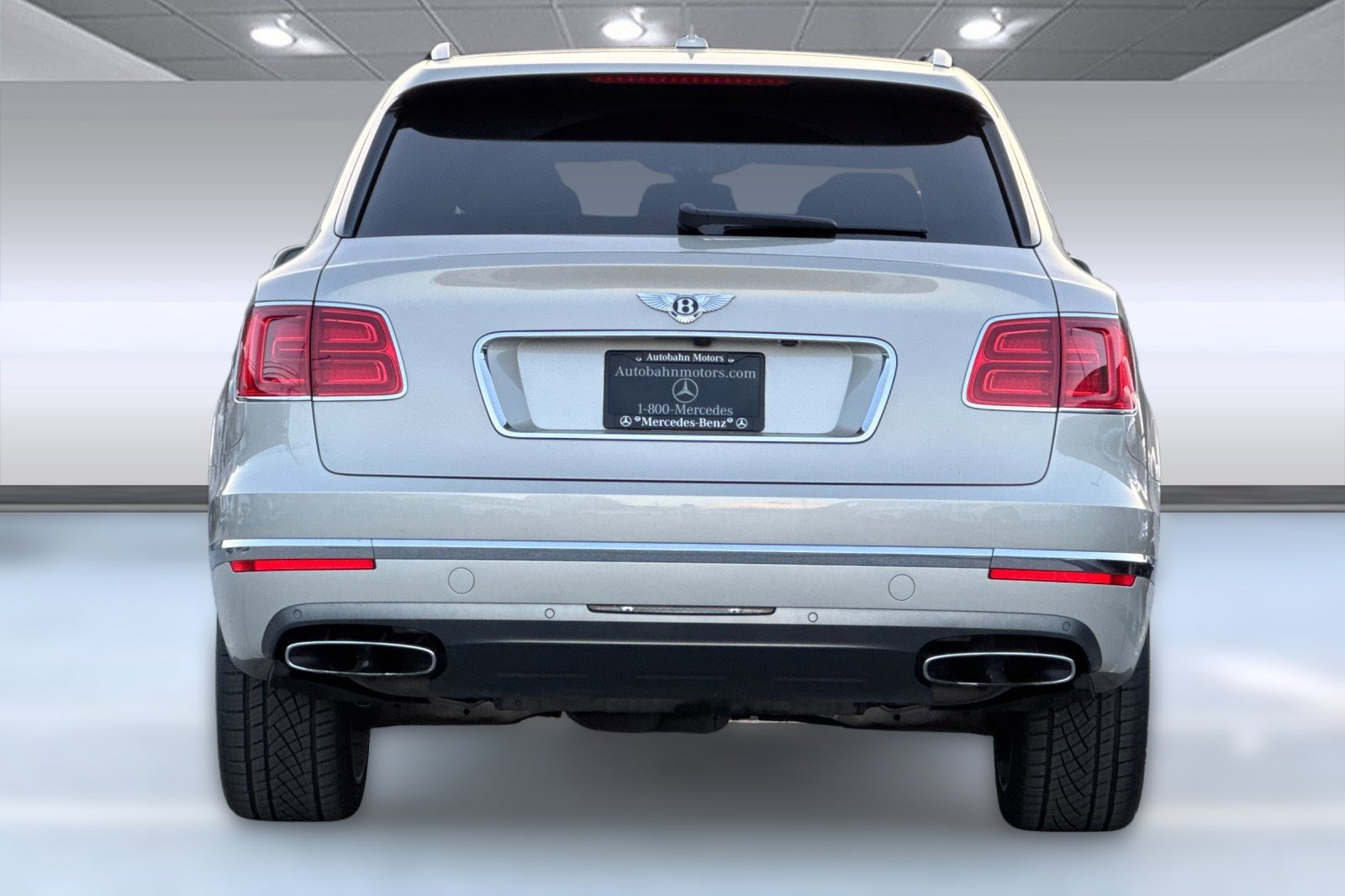 Used 2018 Bentley Bentayga image 10