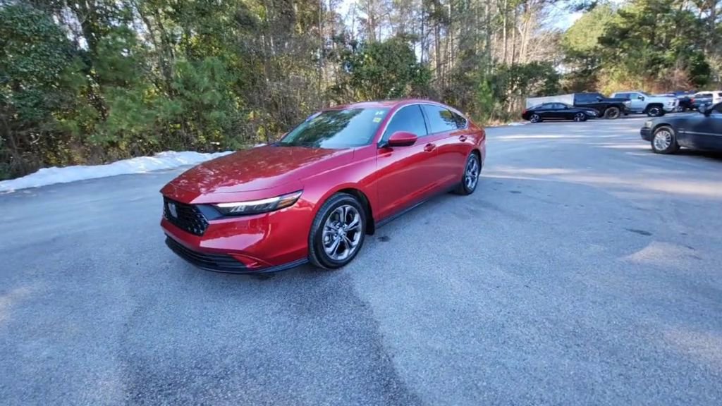 Used 2023 Honda Accord EX image 9