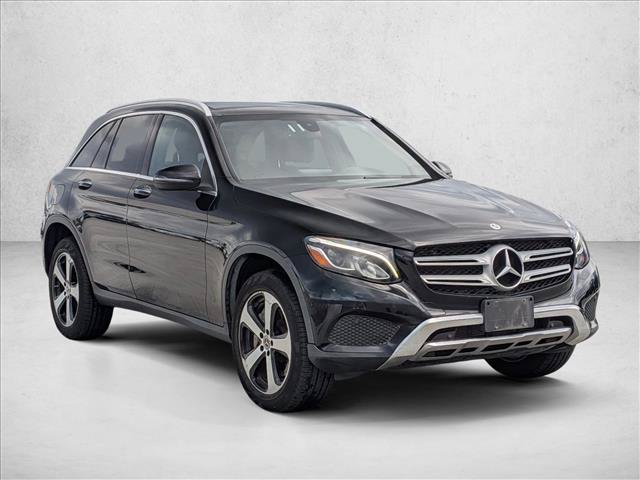 Used 2019 Mercedes-Benz GLC 350e 4MATIC image 3