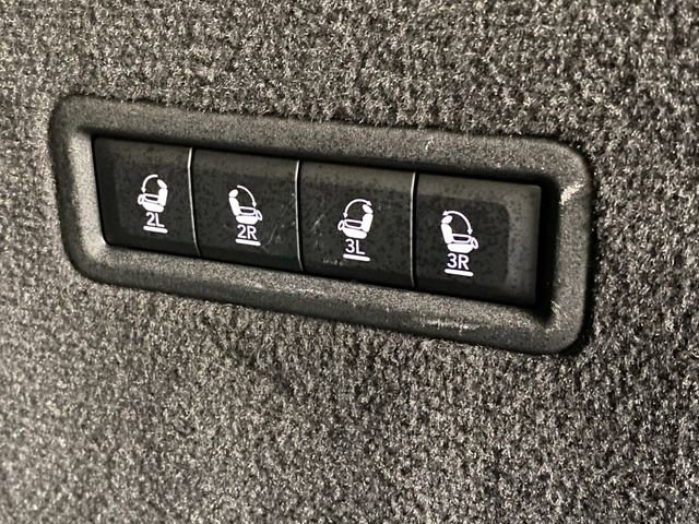 Used 2022 Jeep Grand Wagoneer Series III image 17