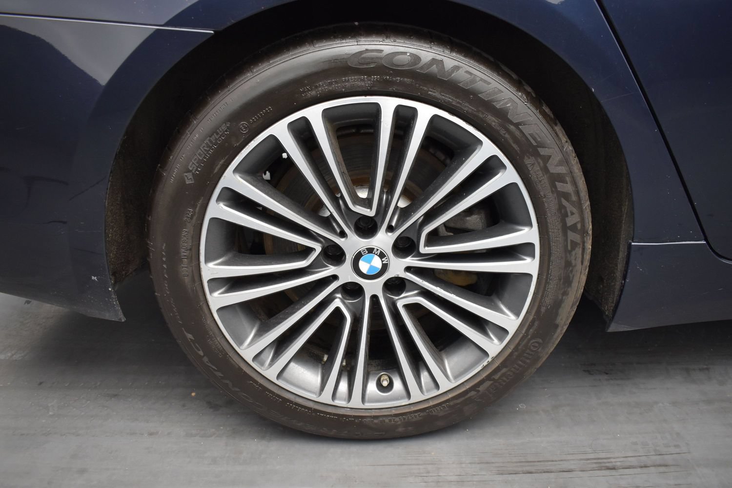 Used 2019 BMW 540i xDrive w/ Convenience Package AWD/4WD image 16