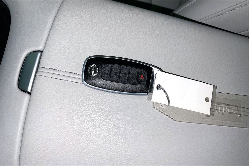 Certified 2025 Nissan Murano SL AWD/4WD image 13
