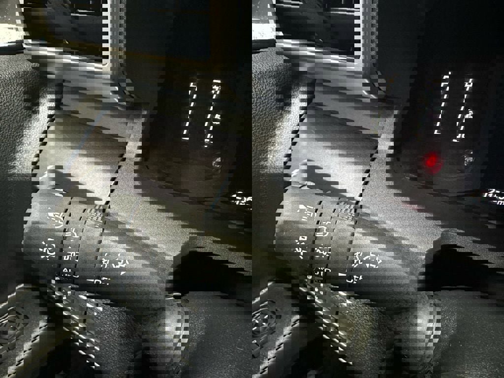 Used 2025 Toyota 4Runner SR5 image 21