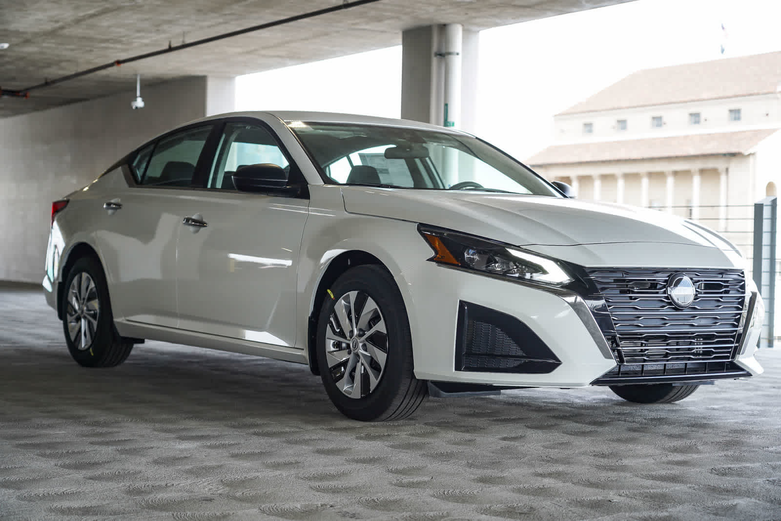 New 2025 Nissan Altima 2.5 S FWD image 4