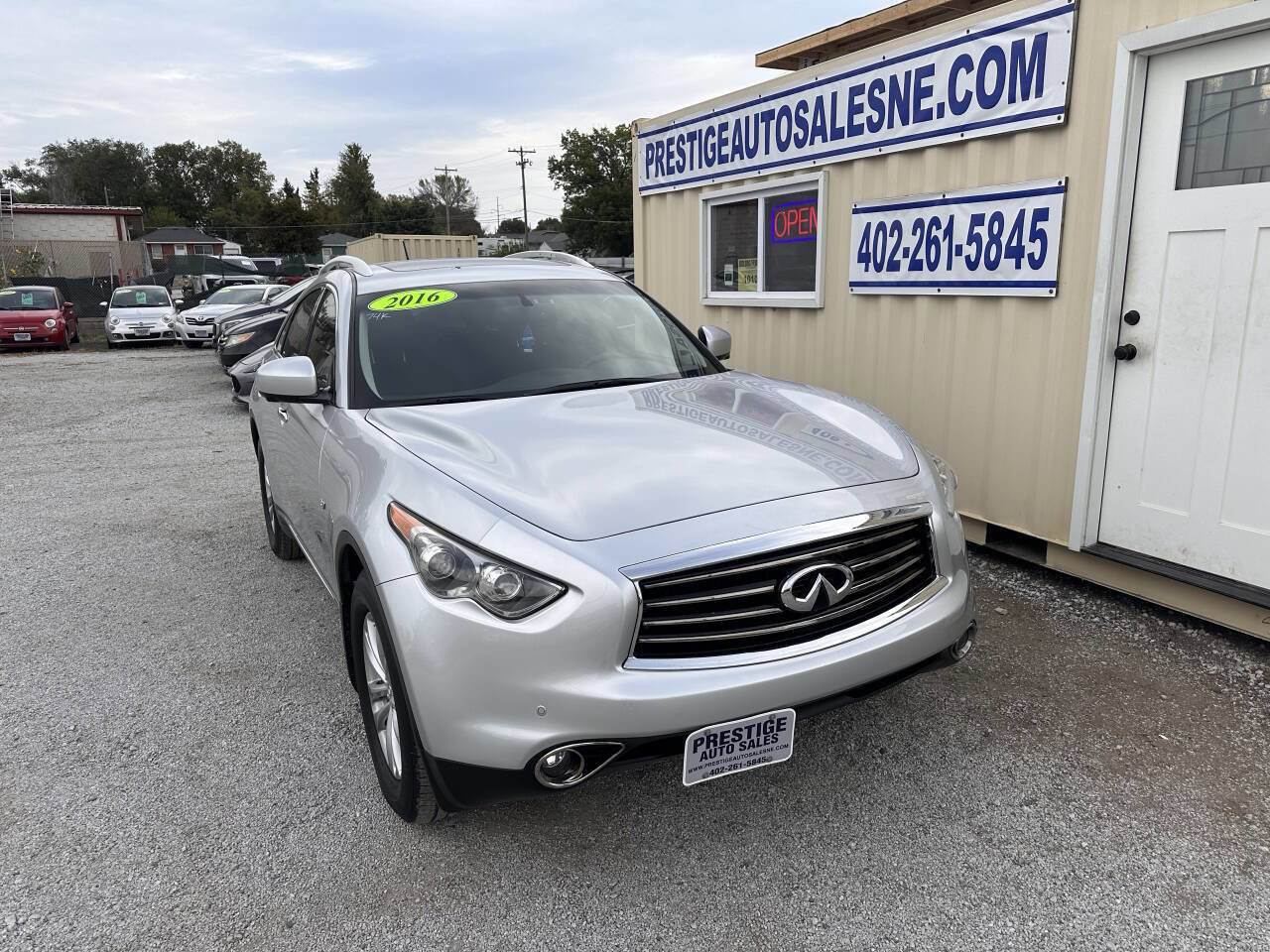 Used 2016 INFINITI QX70 AWD w/ Premium Package