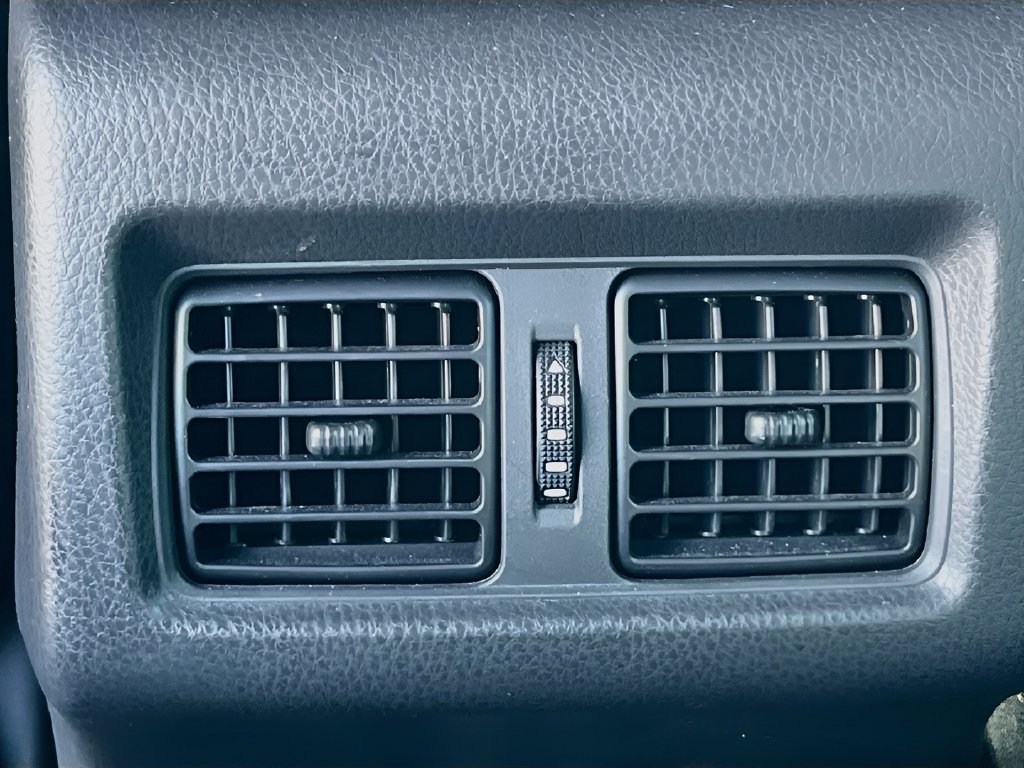 Used 2025 Toyota Camry SE FWD image 26