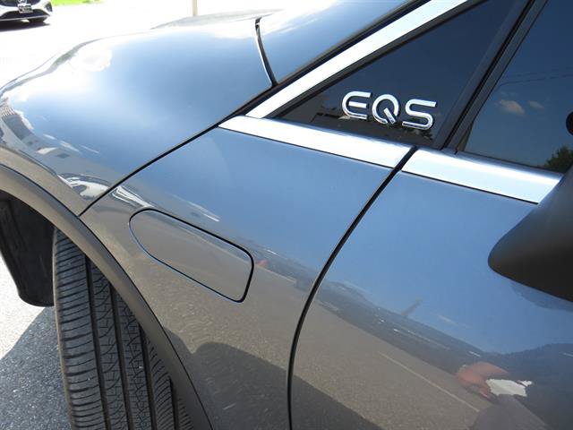 Certified 2023 Mercedes-Benz EQS 450+ 4MATIC SUV w/ Exclusive Trim Package image 30