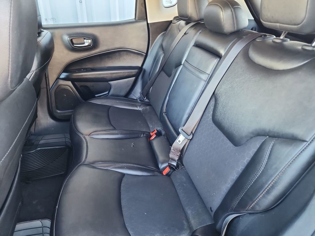 Used 2019 Jeep Compass Altitude image 39