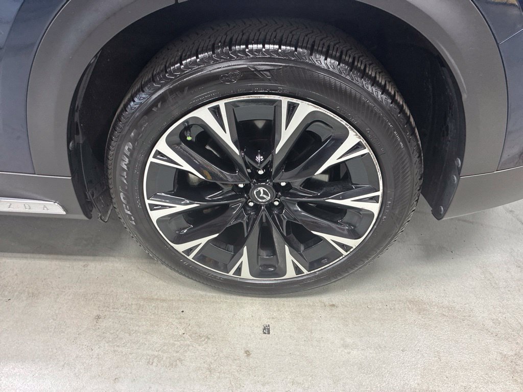 Used 2024 MAZDA CX-90 Plug-In Hybrid w/ Premium Pkg AWD/4WD image 34