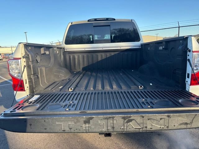 Used 2019 Nissan Titan SL w/ Texas Titan Edition image 12