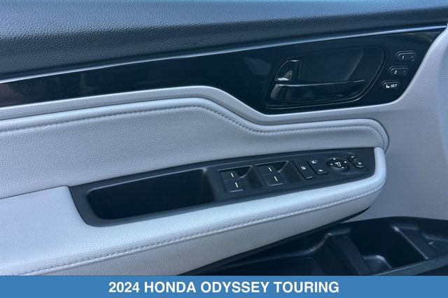 Certified 2024 Honda Odyssey Touring image 13