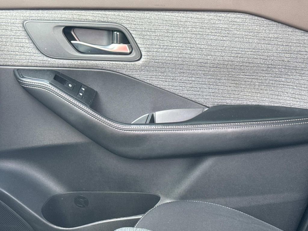 Certified 2023 Nissan Rogue SV image 20