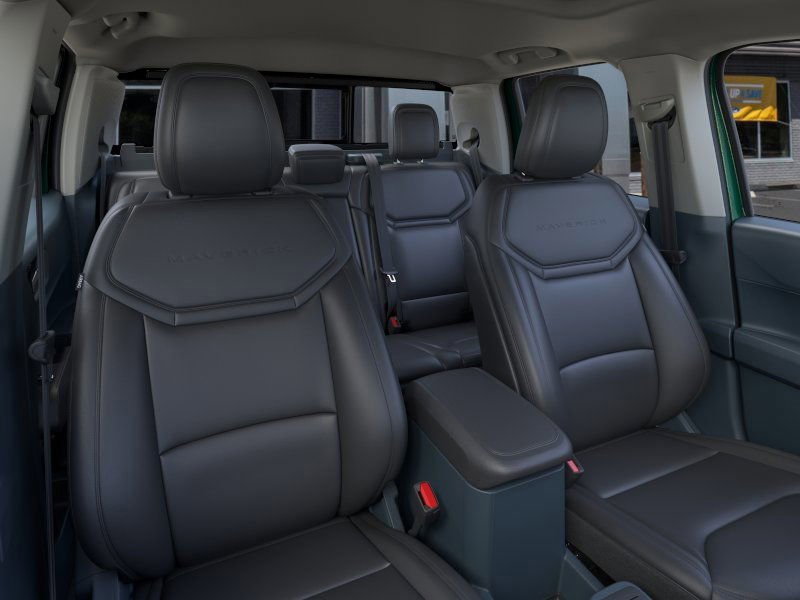New 2025 Ford Maverick Lariat w/ Black Appearance Package image 10
