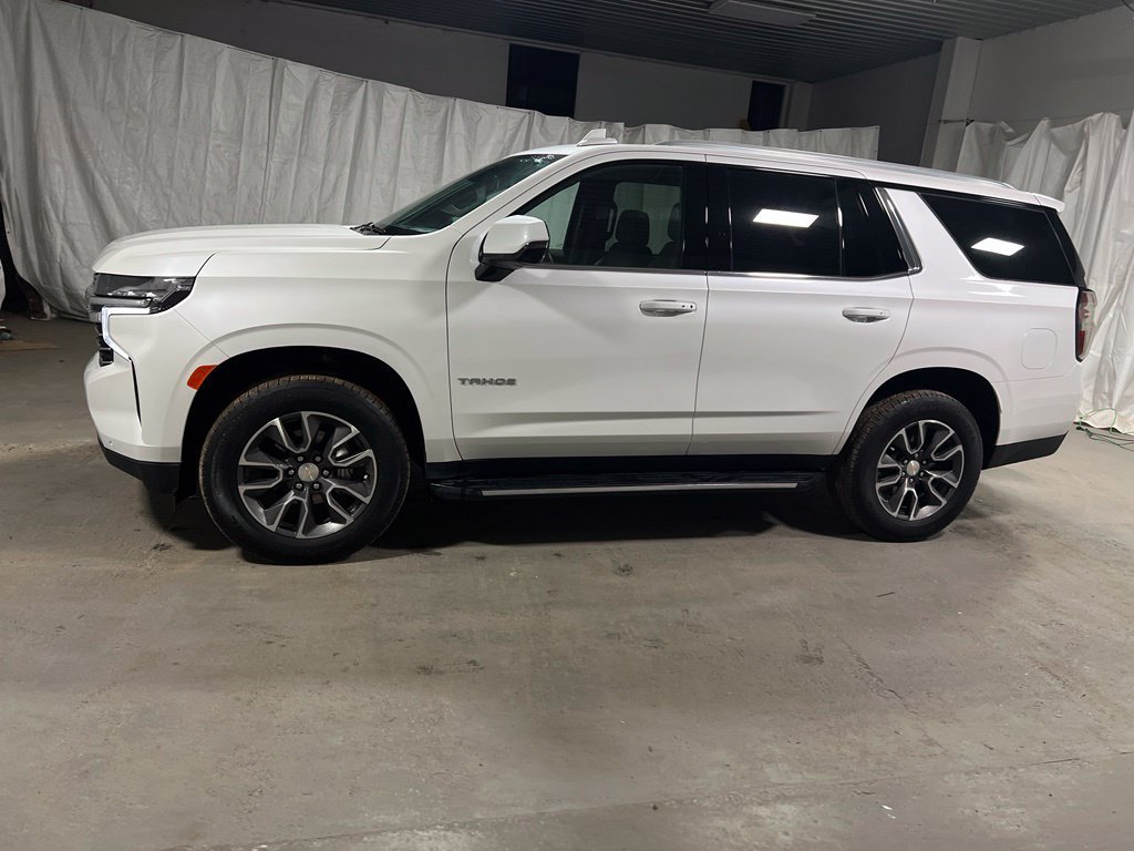 Used 2021 Chevrolet Tahoe LT w/ LT Signature Plus Package RWD image 4