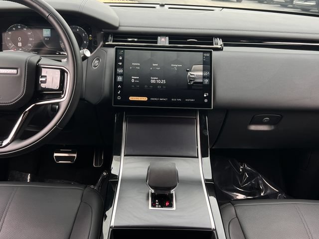 Used 2026 Land Rover Range Rover Velar Dynamic SE AWD/4WD image 16
