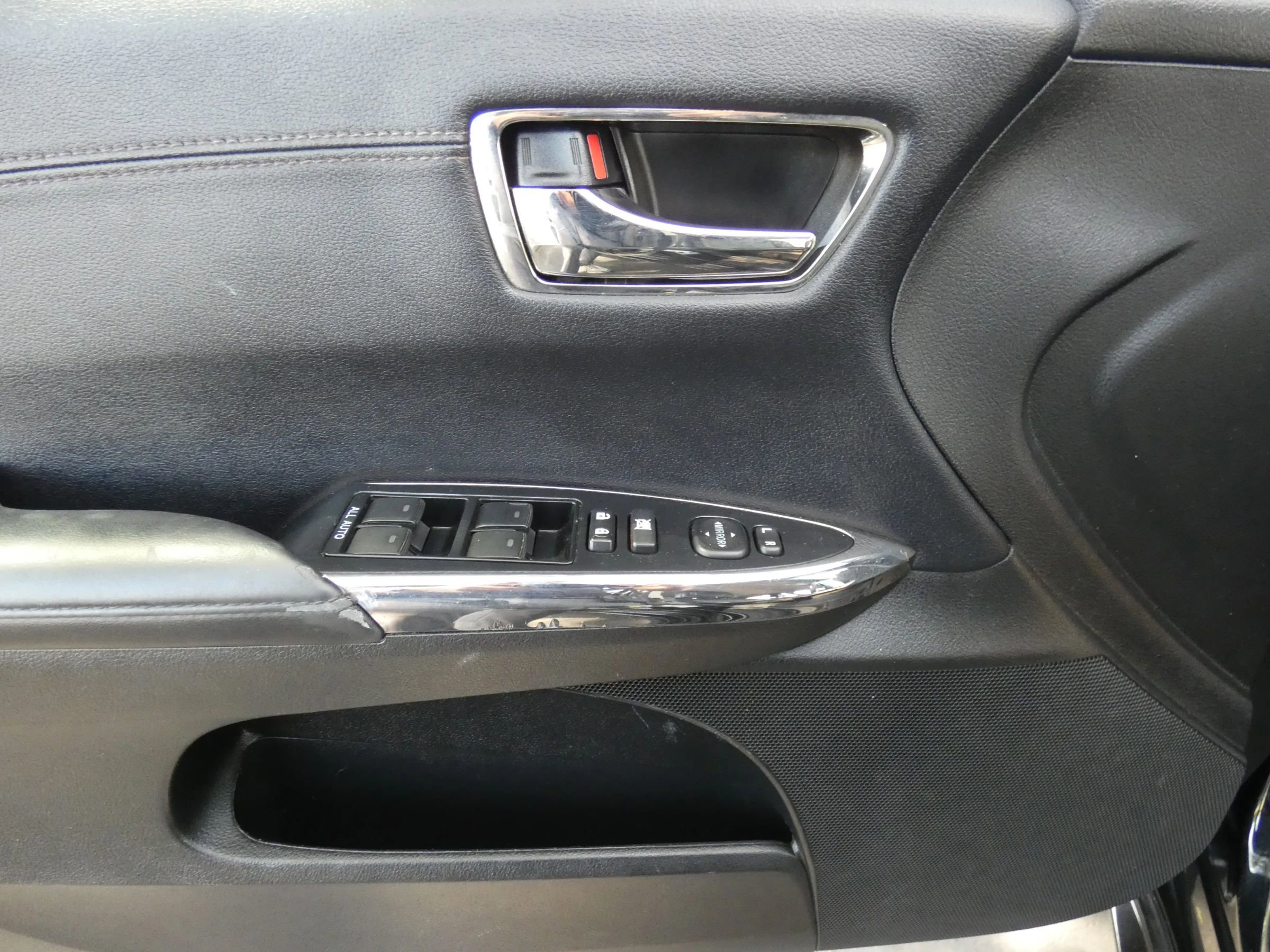 Used 2018 Toyota Avalon XLE image 57