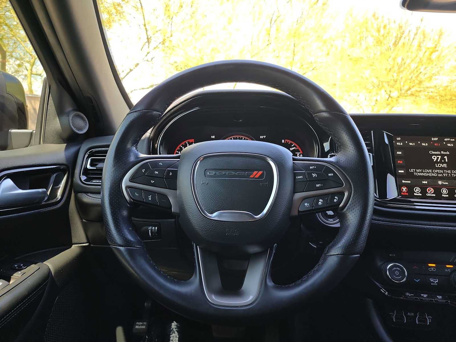Used 2023 Dodge Durango SXT Launch Edition RWD image 19