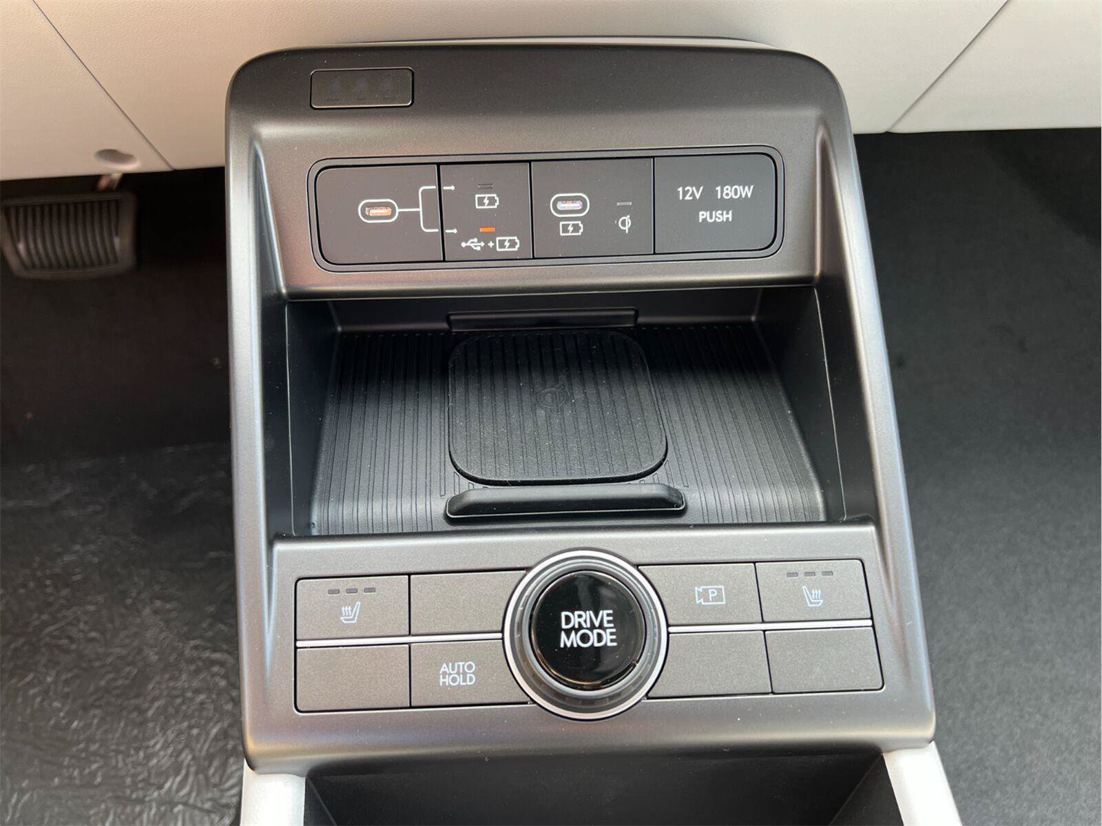 New 2026 Hyundai Kona SEL Premium FWD image 26