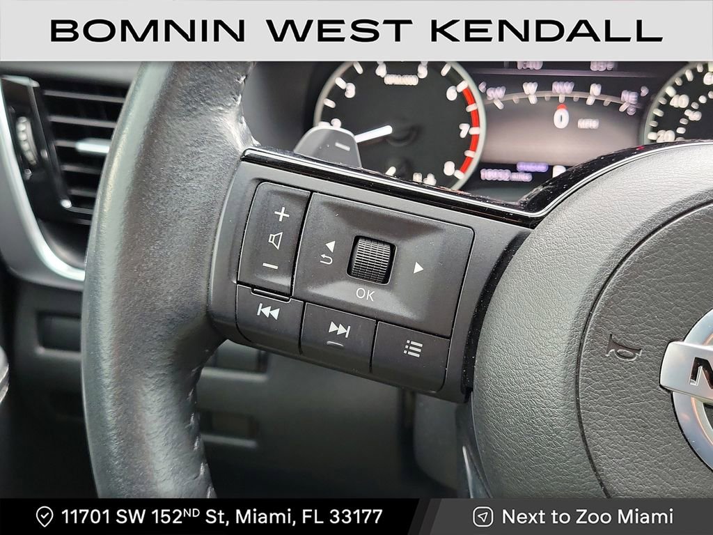 Used 2021 Nissan Rogue SL w/ Premium Package image 14