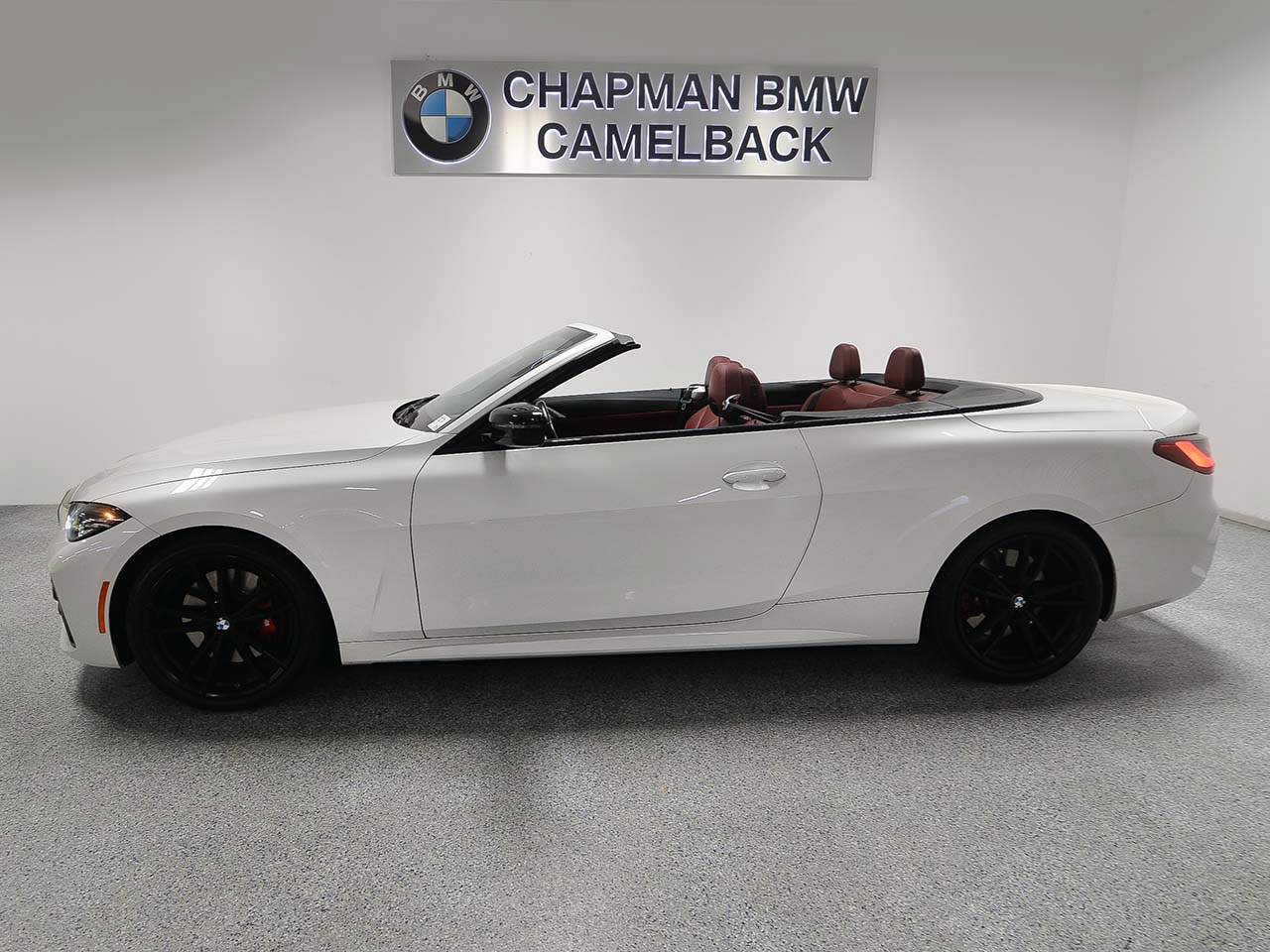 Used 2024 BMW M440i Convertible w/ Premium Package RWD image 5